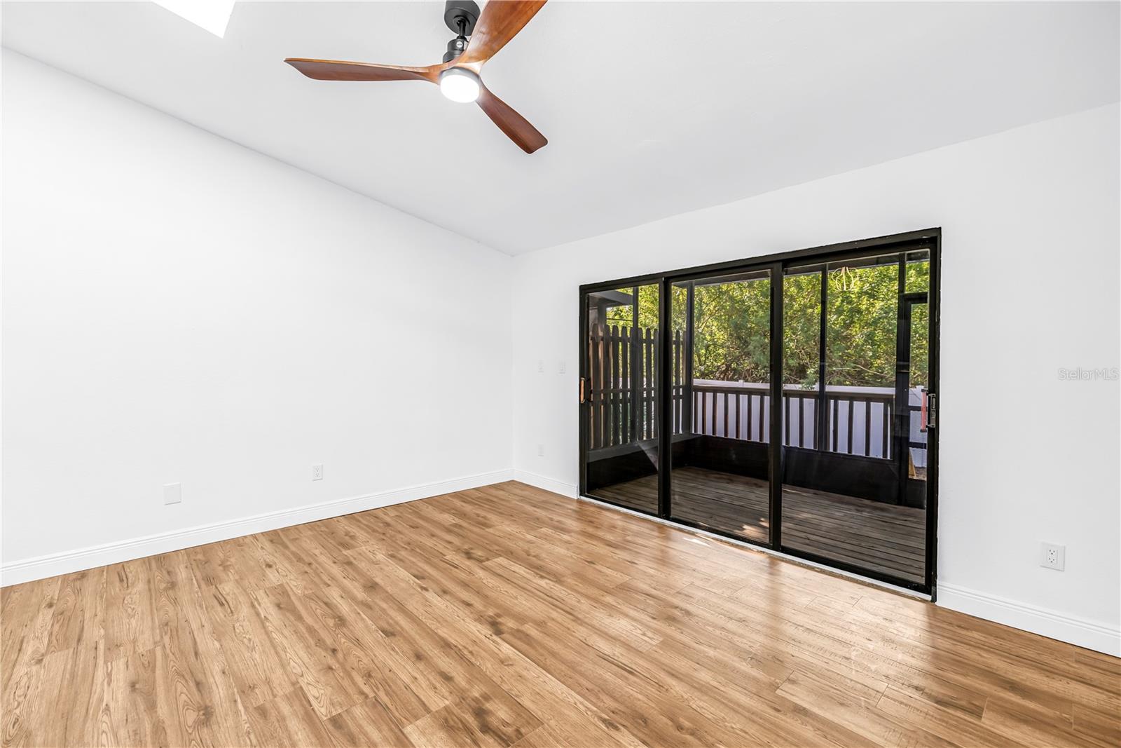 Image 11 of 49 For 6462 92nd Place N 803