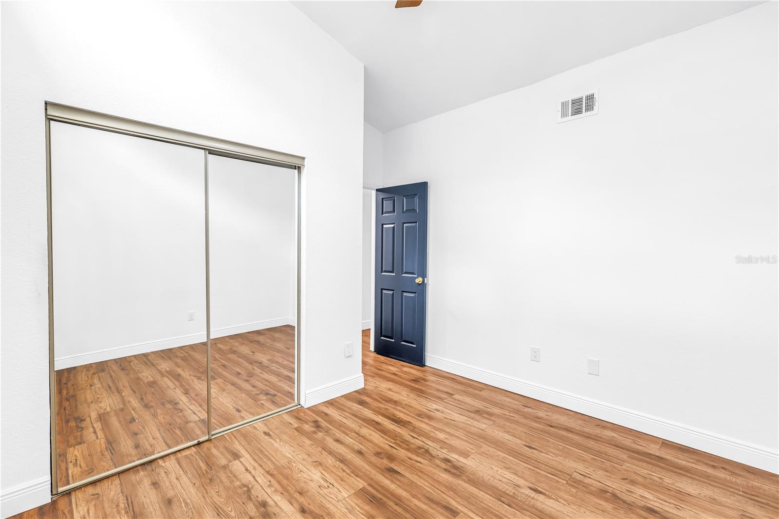 Image 23 of 49 For 6462 92nd Place N 803