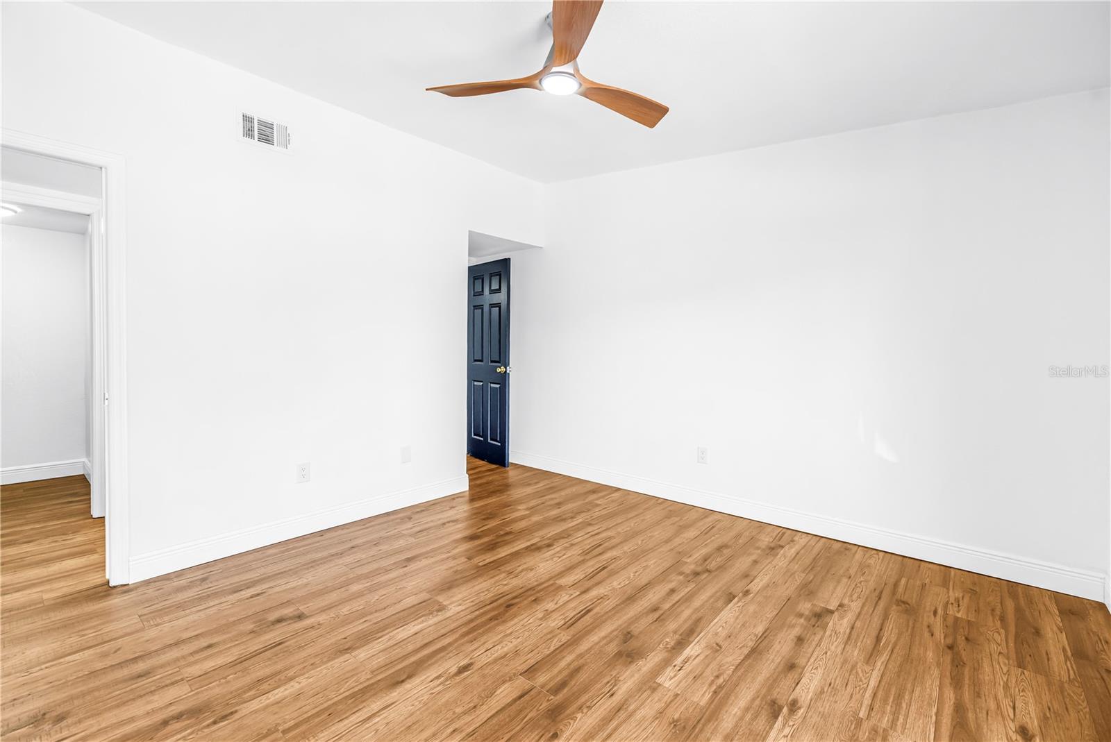 Image 31 of 49 For 6462 92nd Place N 803