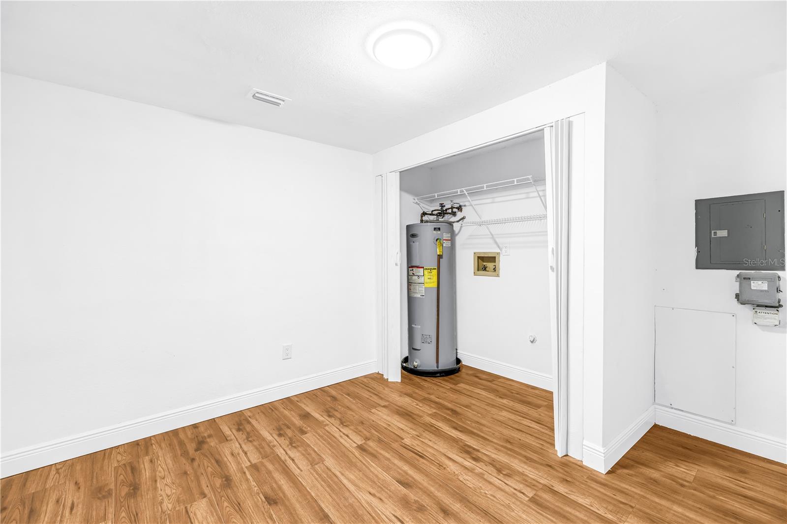 Image 36 of 49 For 6462 92nd Place N 803