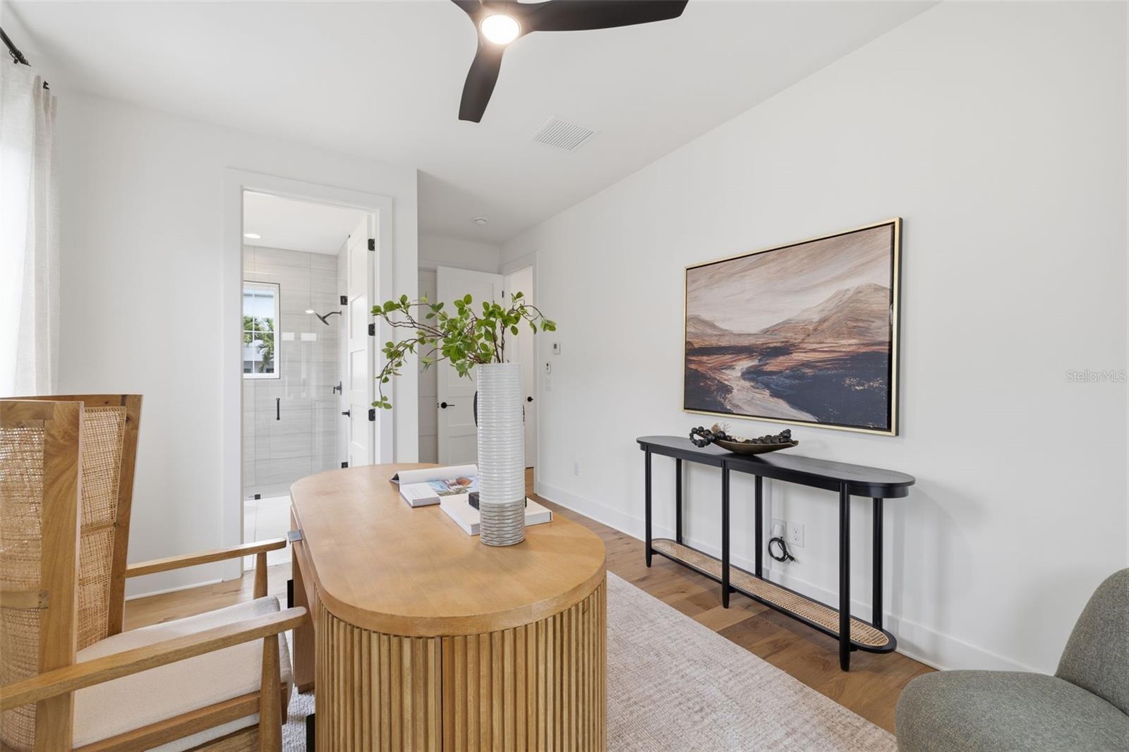 Listing photo id 8 for 407 Albany Avenue 1