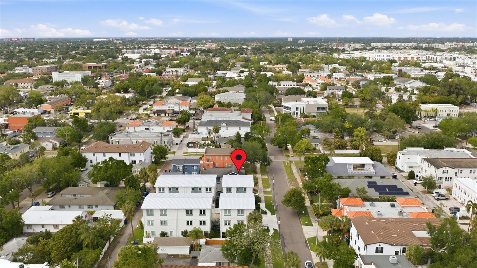 Listing photo id 57 for 407 Albany Avenue 1