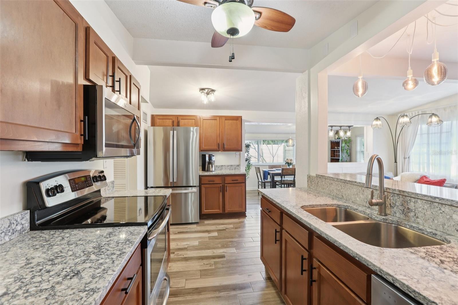 Image 13 of 31 For 7805 Glen Avenue