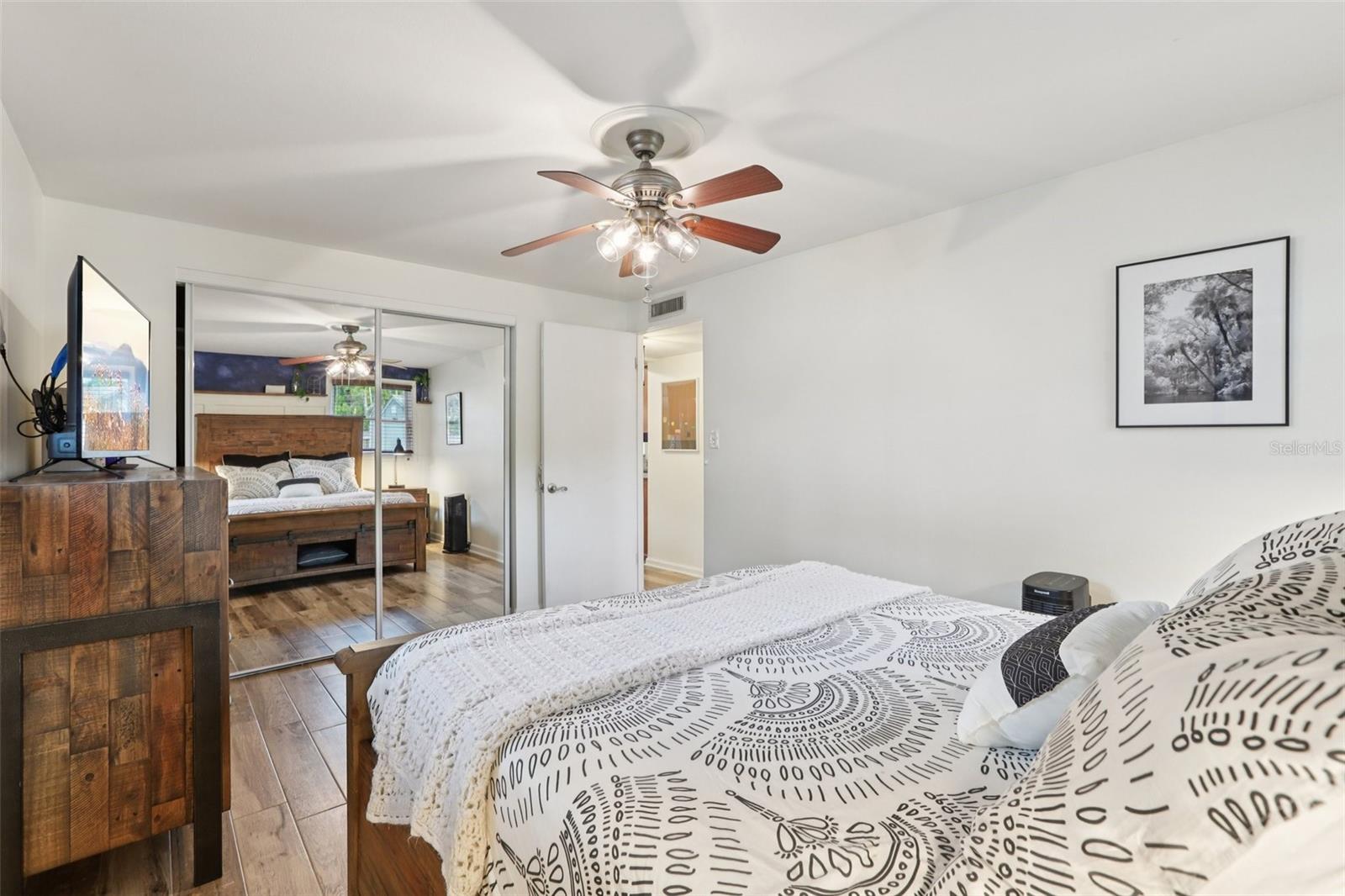 Image 15 of 31 For 7805 Glen Avenue