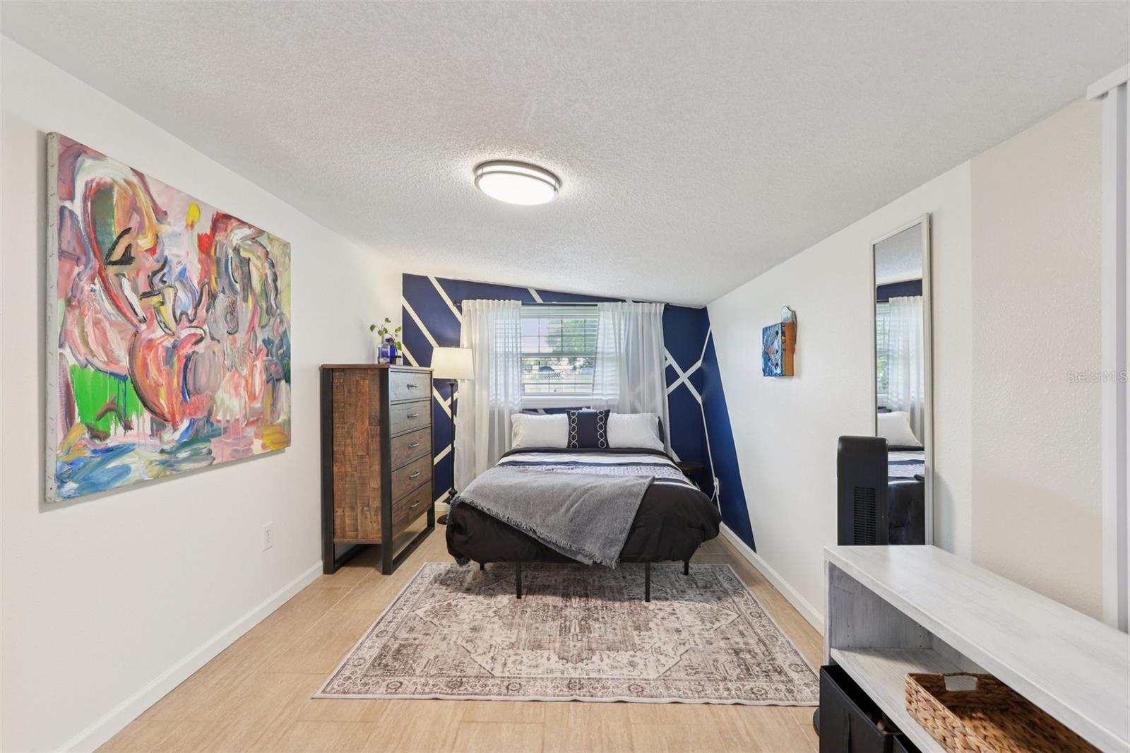 Image 17 of 31 For 7805 Glen Avenue