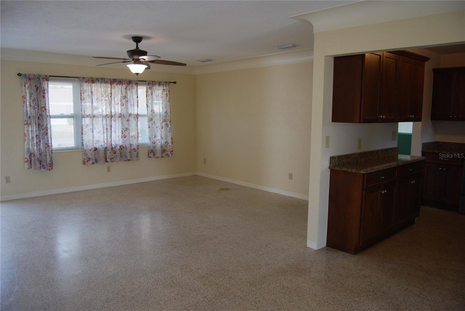 Image 5 of 23 For 2871 67th Street N