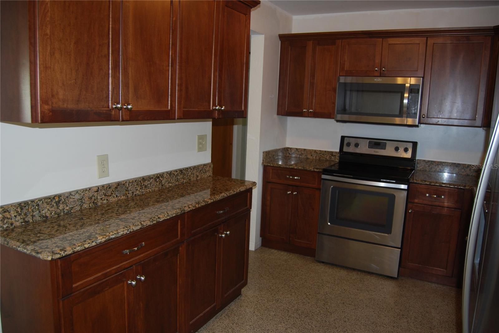 Image 7 of 23 For 2871 67th Street N