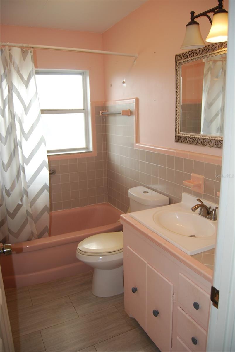 Image 8 of 23 For 2871 67th Street N