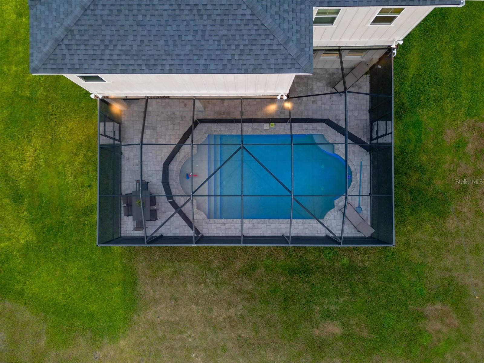 Listing photo id 9 for 2890 Alexandria Marie Lane