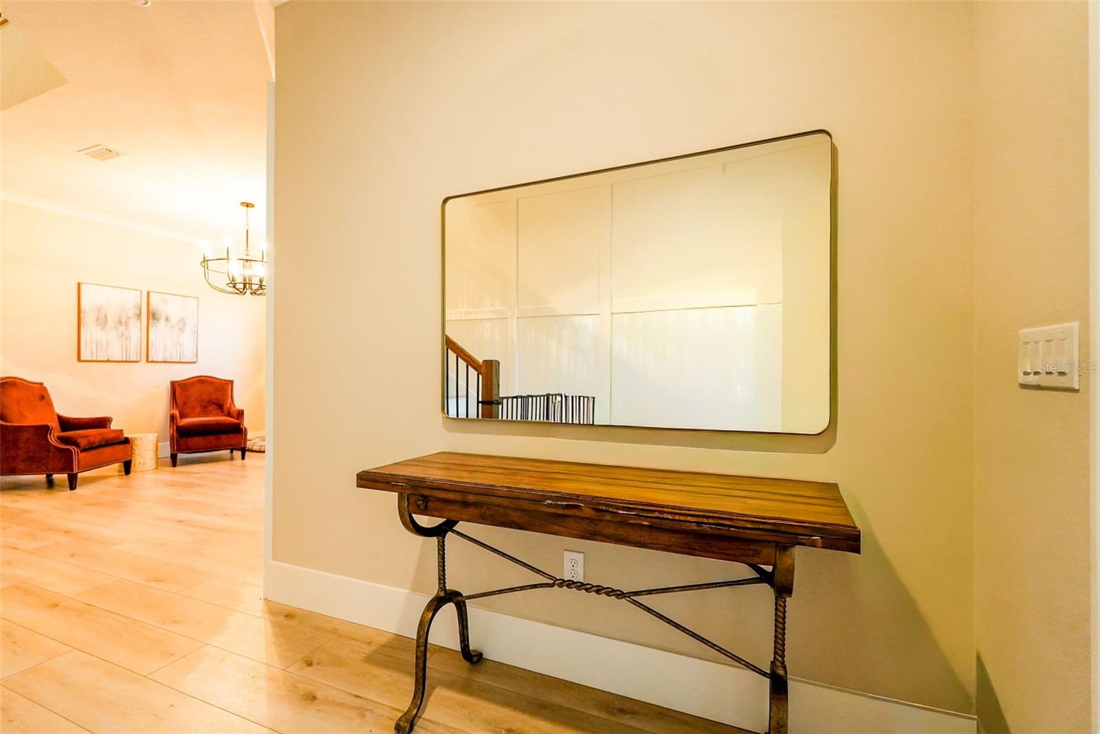 Listing photo id 13 for 2890 Alexandria Marie Lane