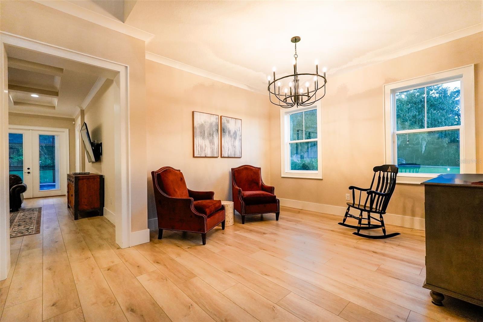 Listing photo id 14 for 2890 Alexandria Marie Lane