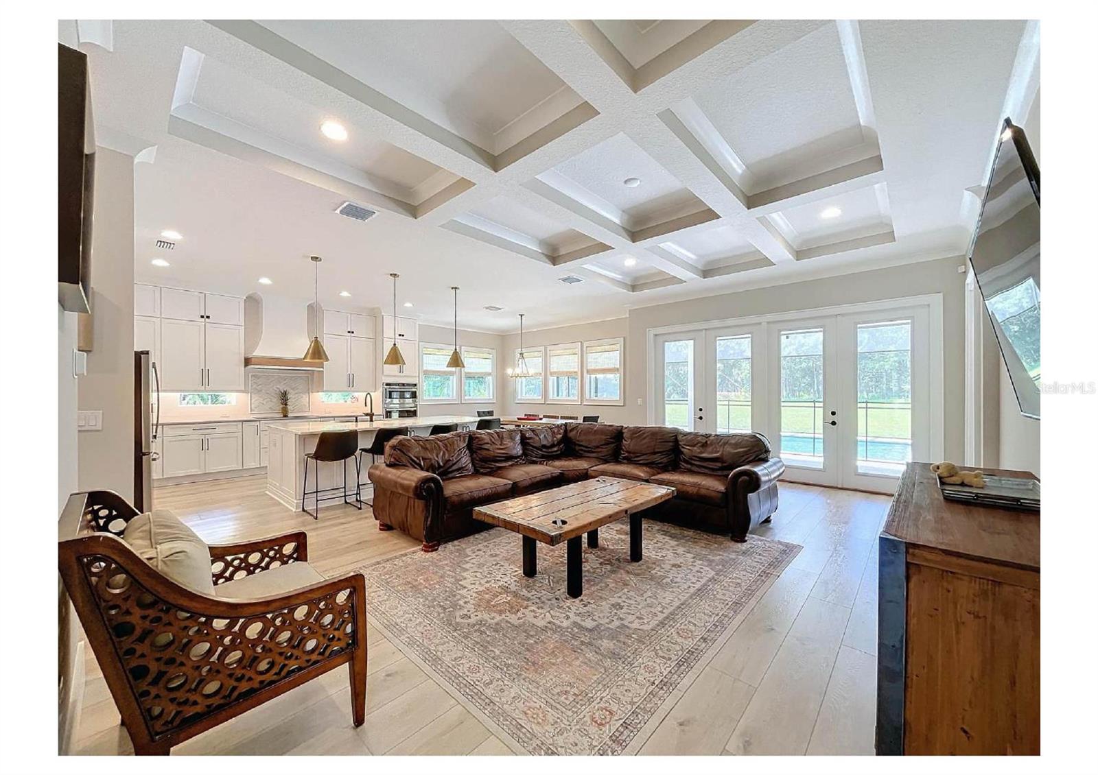 Listing photo id 35 for 2890 Alexandria Marie Lane