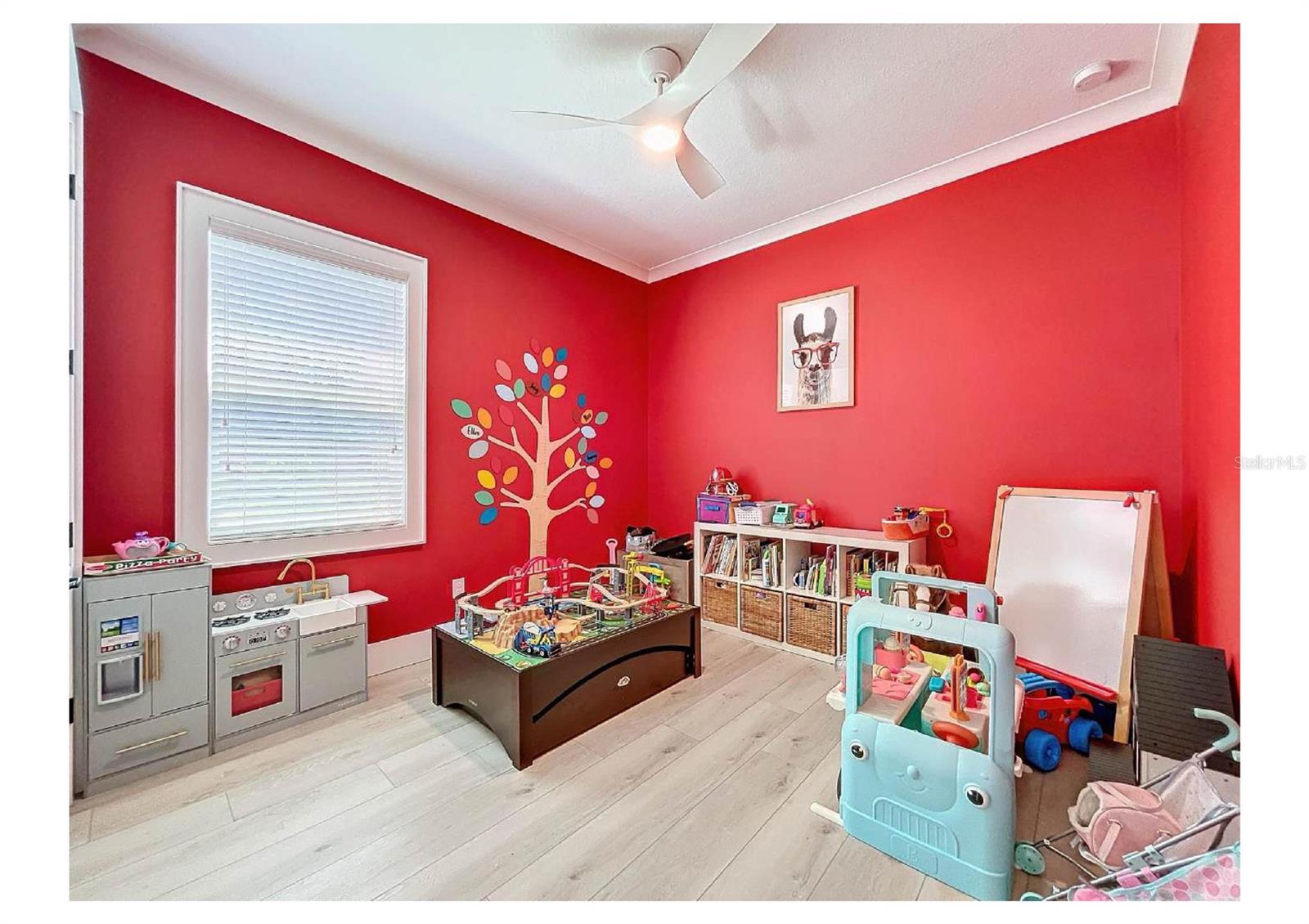 Listing photo id 46 for 2890 Alexandria Marie Lane