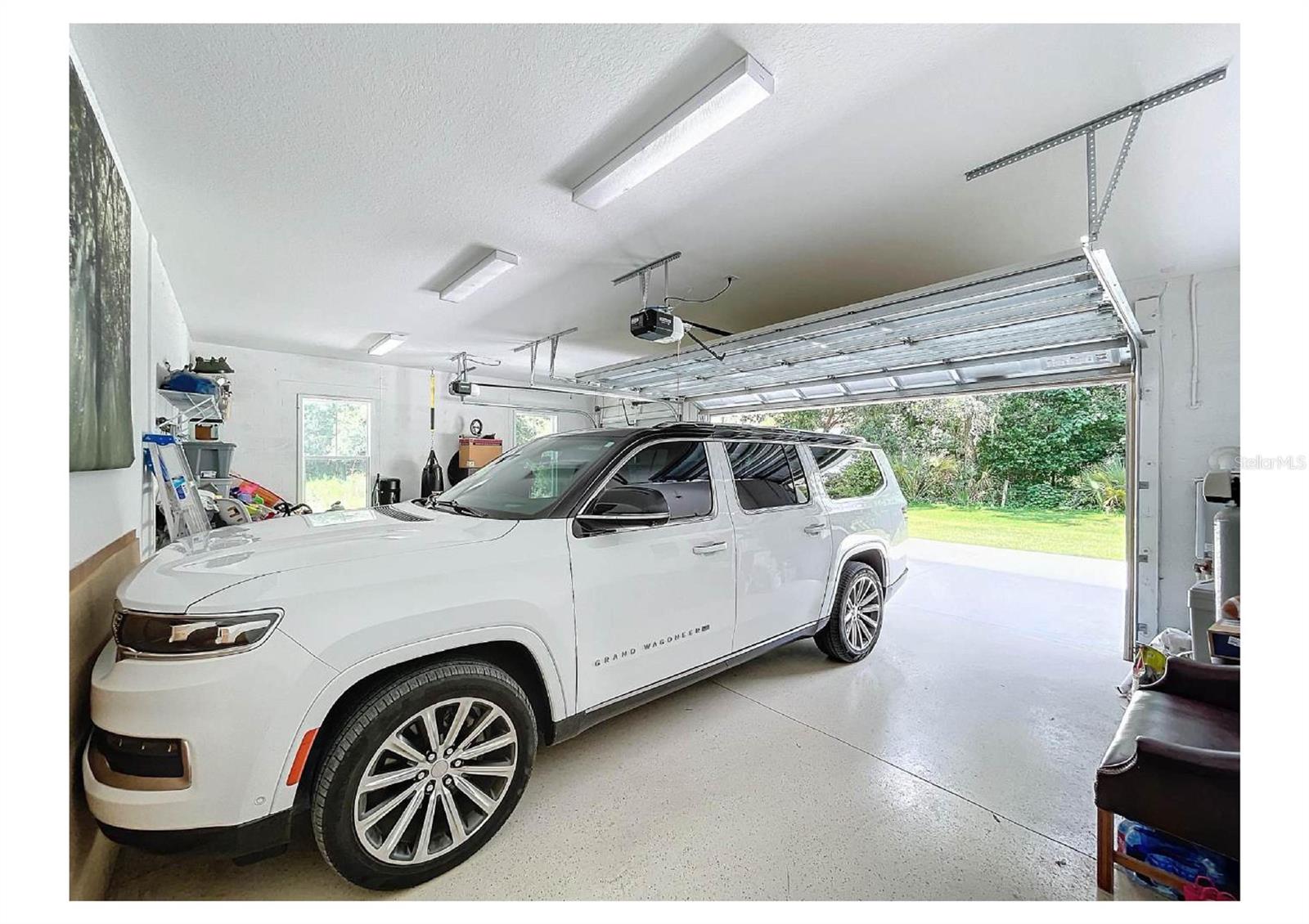 Listing photo id 51 for 2890 Alexandria Marie Lane