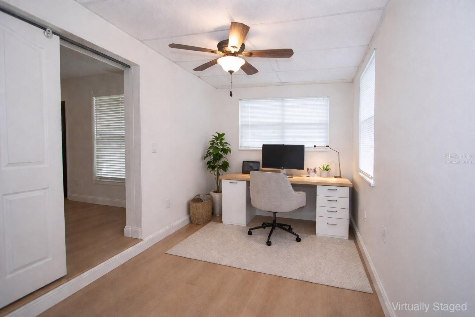 Image 41 of 53 For 2701 Calle Street