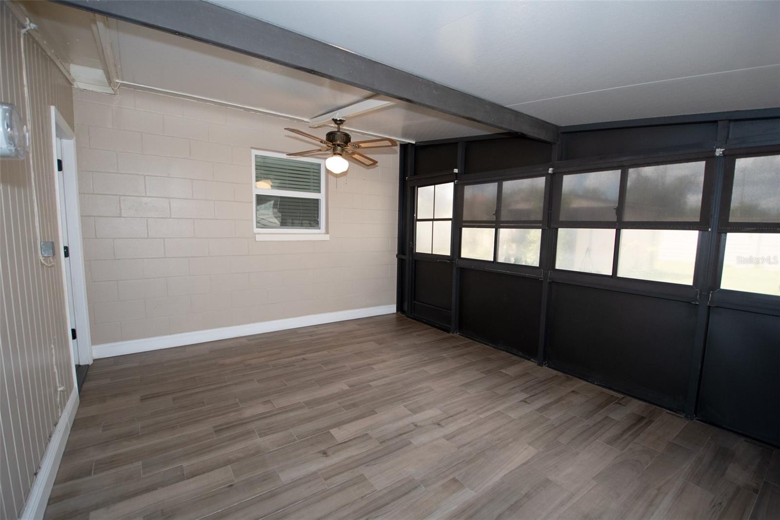 Image 48 of 53 For 2701 Calle Street