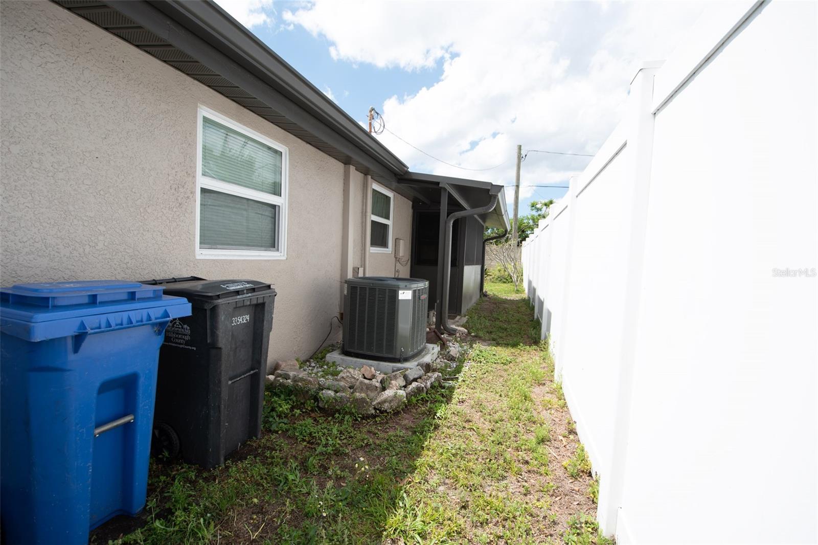 Image 50 of 53 For 2701 Calle Street