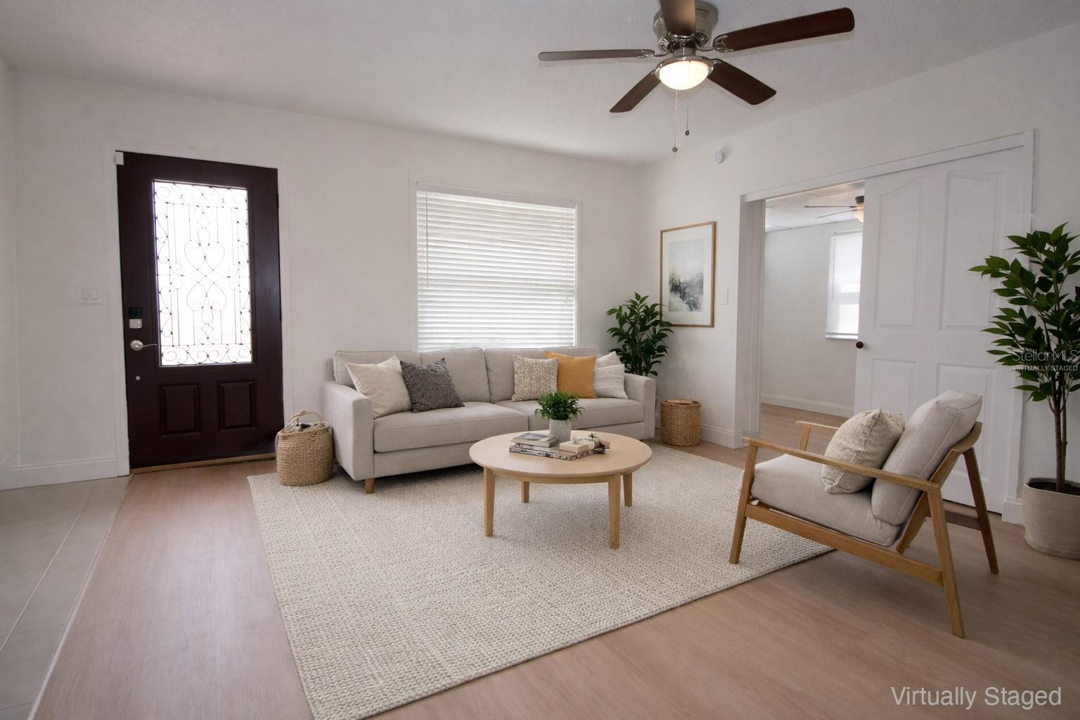 Image 6 of 53 For 2701 Calle Street