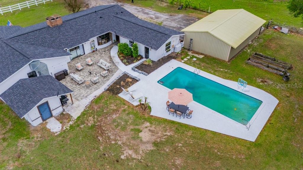 Image 2 of 80 For 7820 Lithia Pinecrest Road