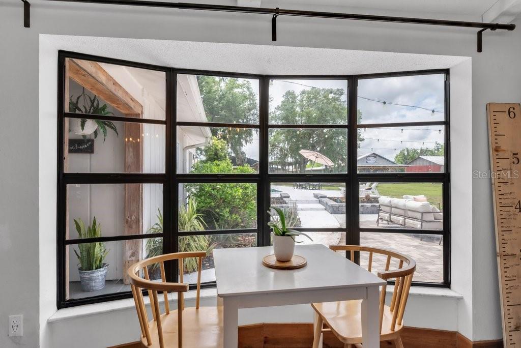 Image 24 of 80 For 7820 Lithia Pinecrest Road