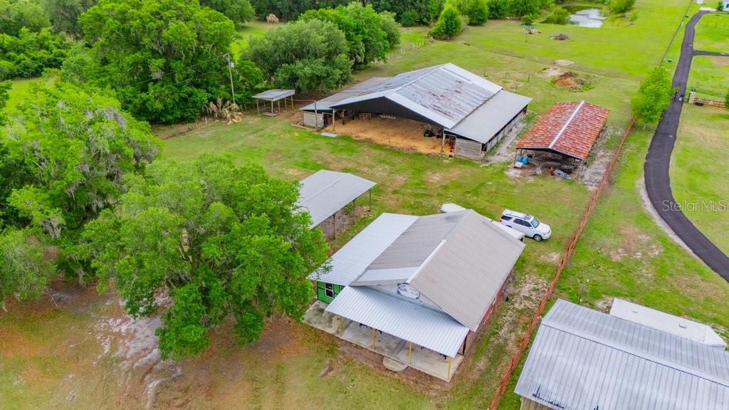 Image 3 of 80 For 7820 Lithia Pinecrest Road