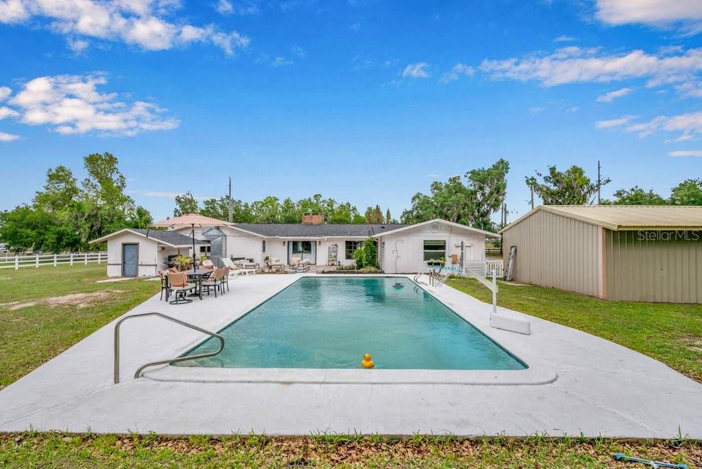 Image 49 of 80 For 7820 Lithia Pinecrest Road