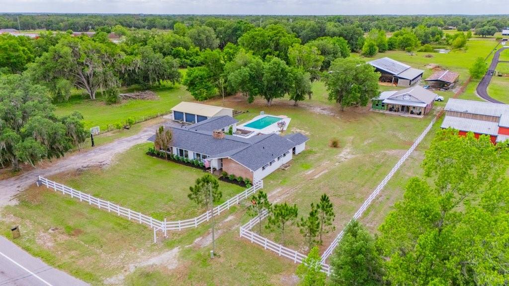 Image 60 of 80 For 7820 Lithia Pinecrest Road