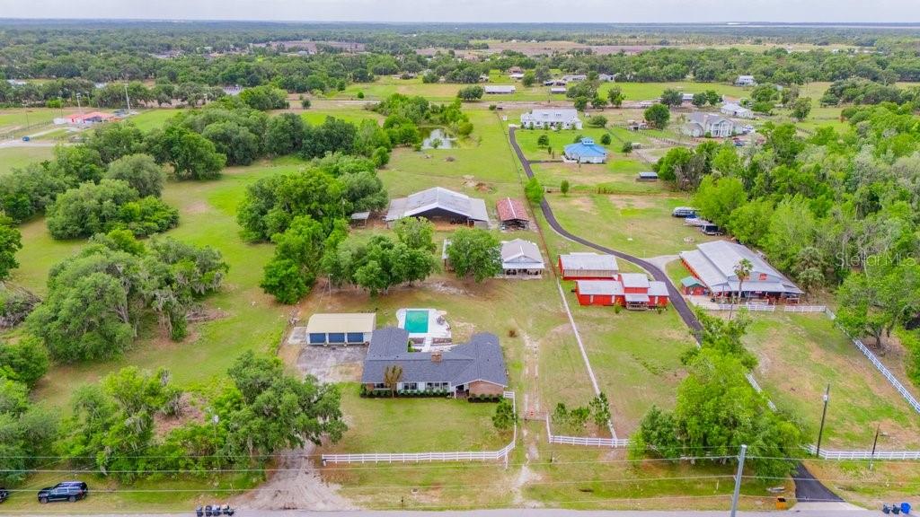 Image 64 of 80 For 7820 Lithia Pinecrest Road