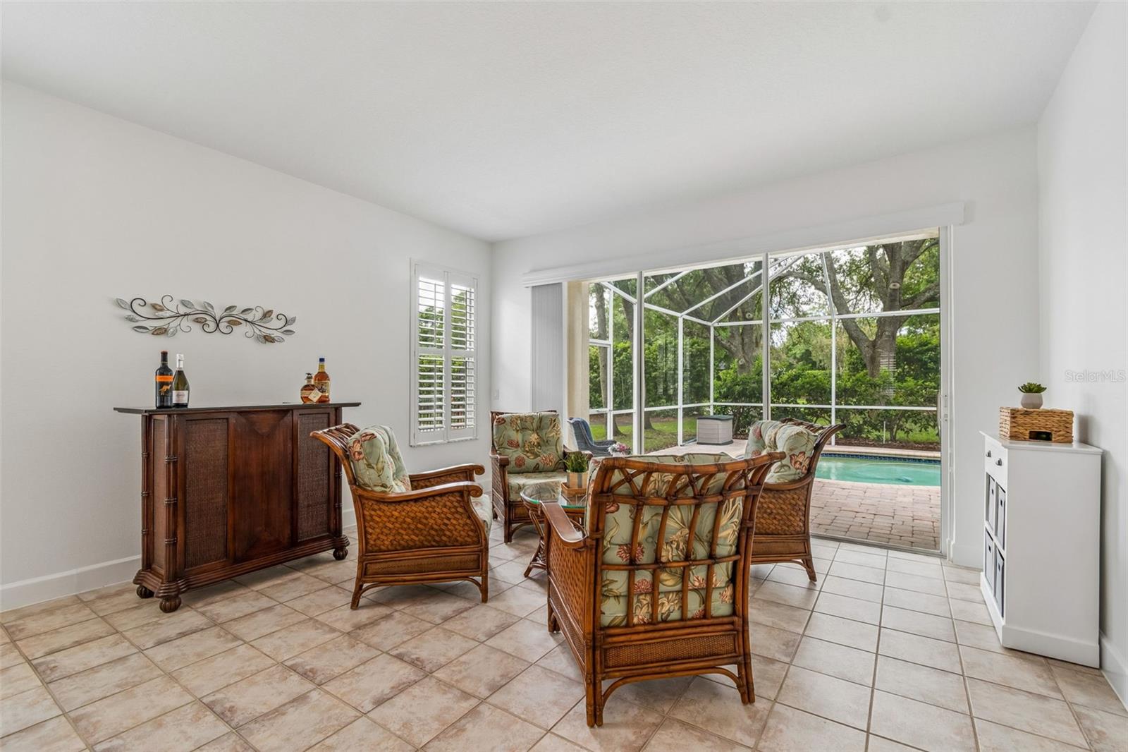 Image 16 of 67 For 5414 Avenal Drive