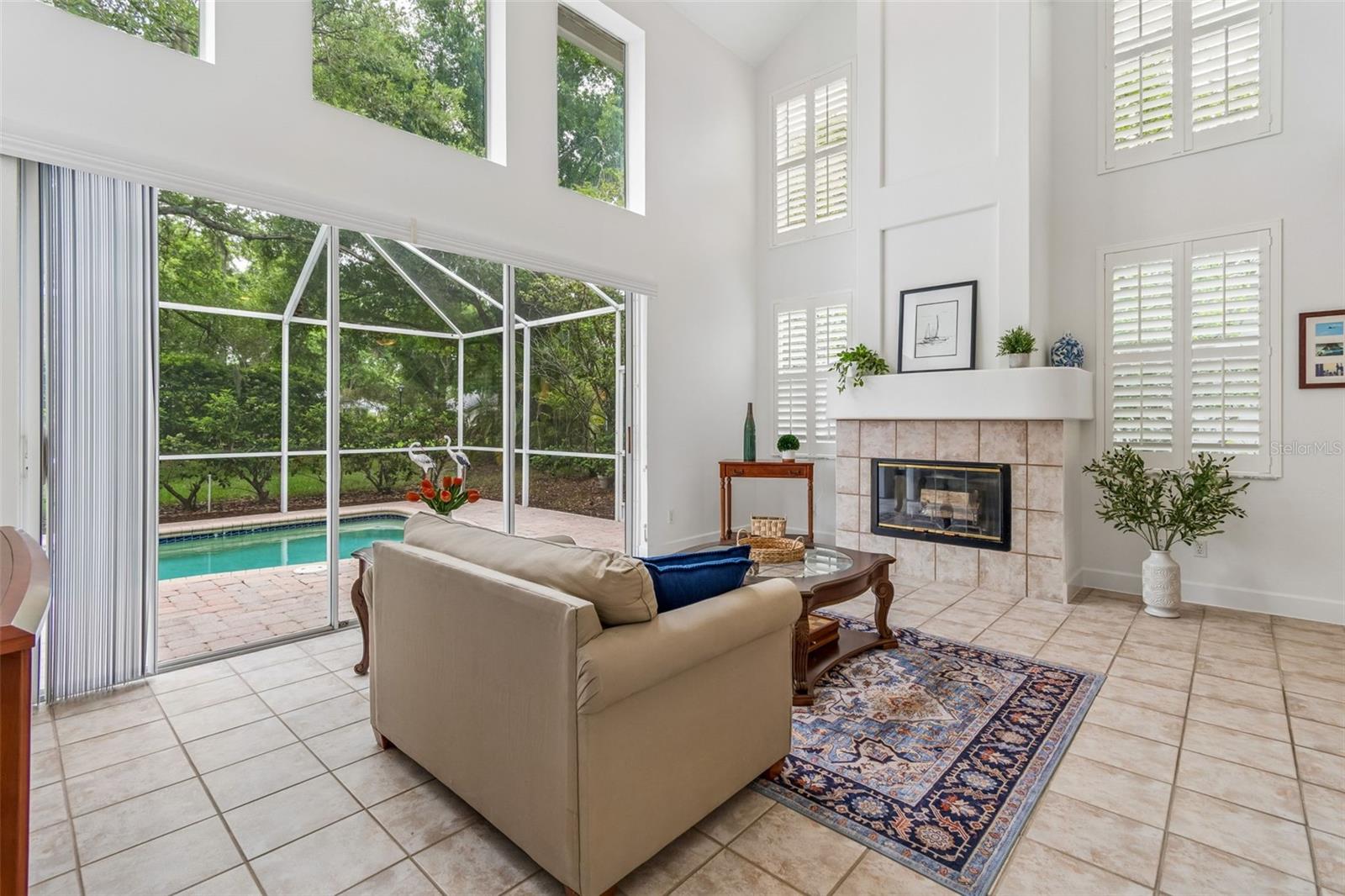 Image 19 of 67 For 5414 Avenal Drive