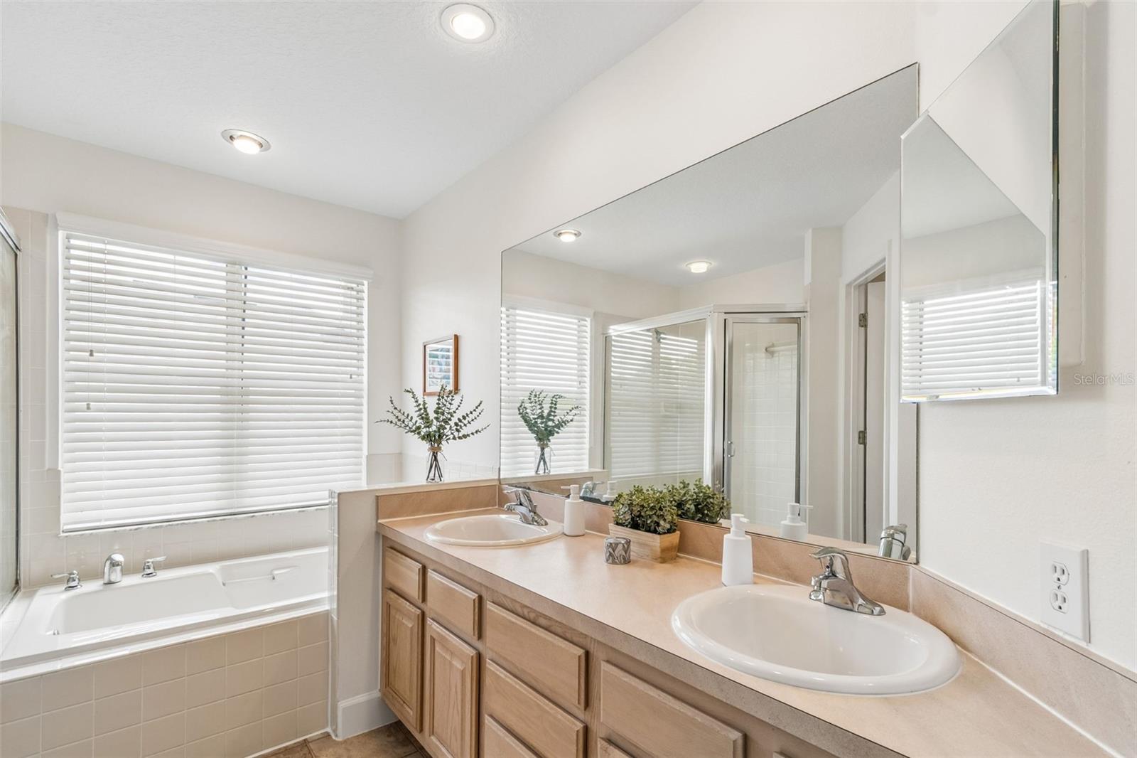 Image 37 of 67 For 5414 Avenal Drive