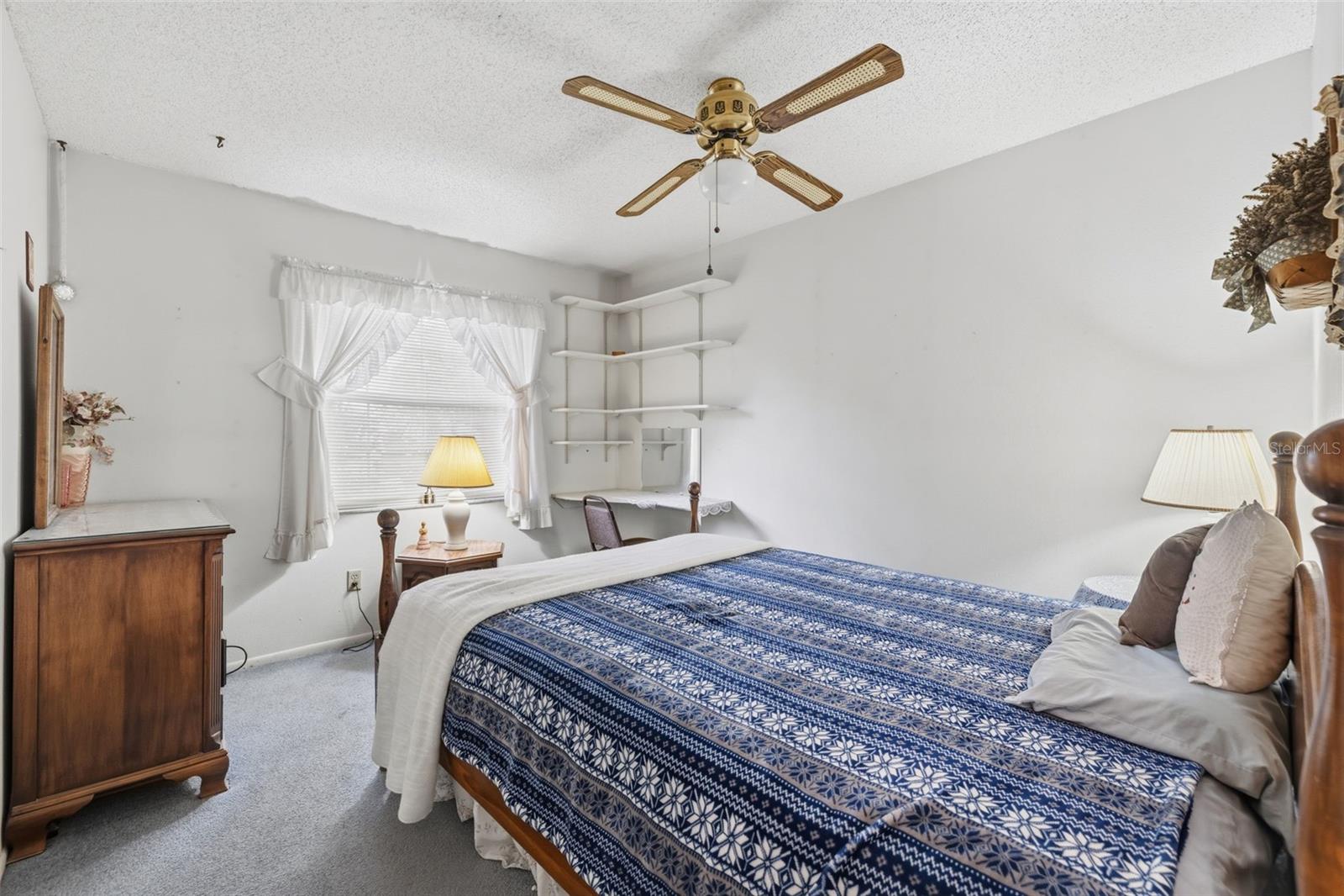 Image 18 of 25 For 6430 Cedarbrook Drive S