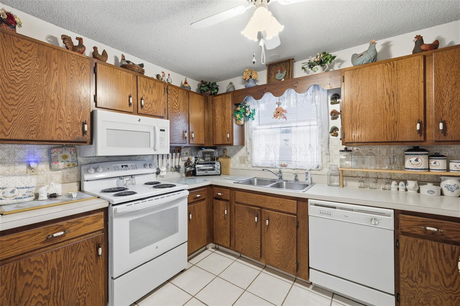 Image 8 of 25 For 6430 Cedarbrook Drive S