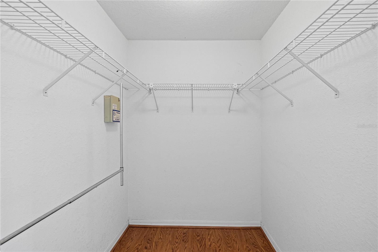 Image 25 of 42 For 2724 Golf Lake Drive 26