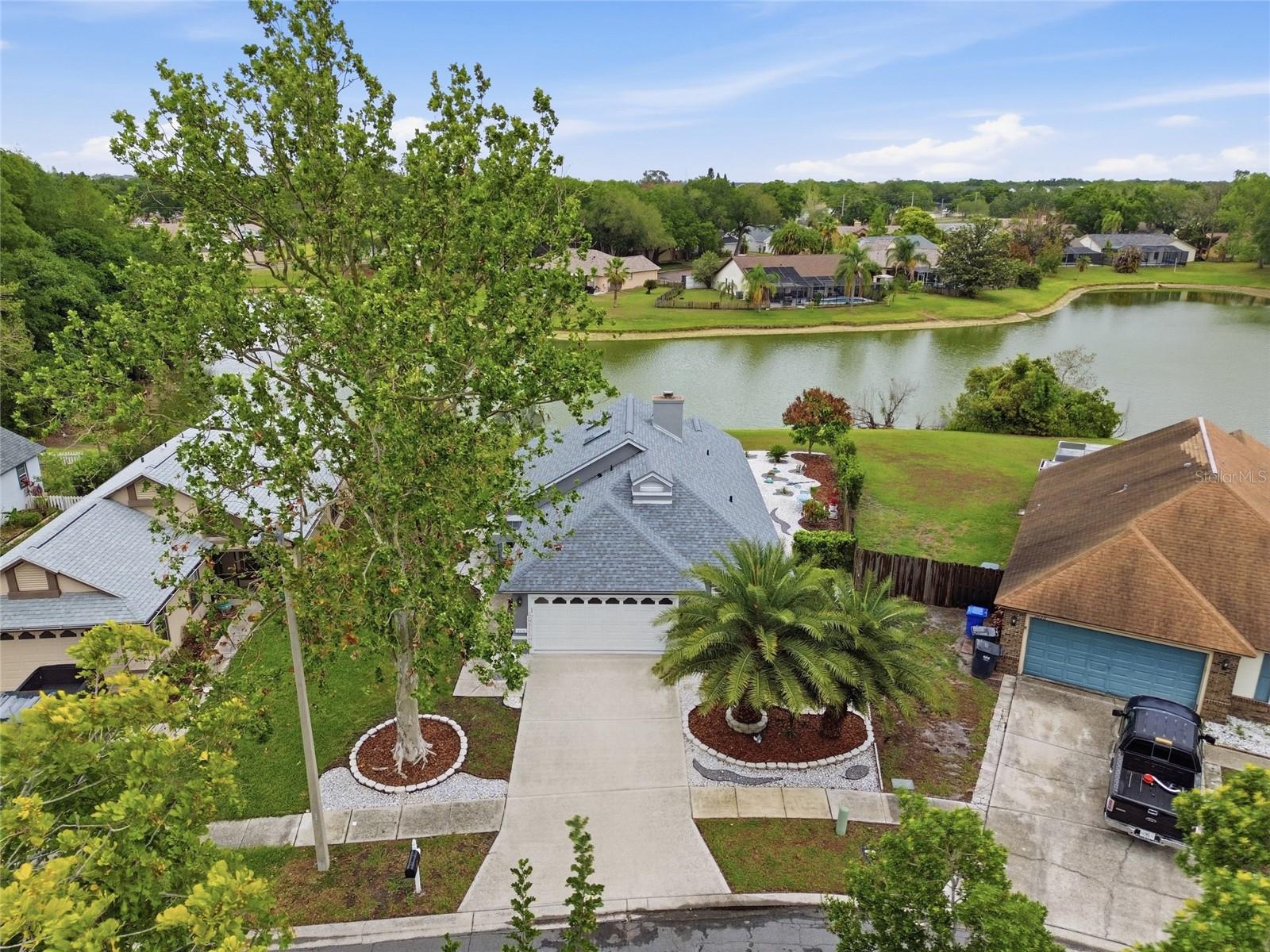 Listing photo id 27 for 2018 Attaway Drive