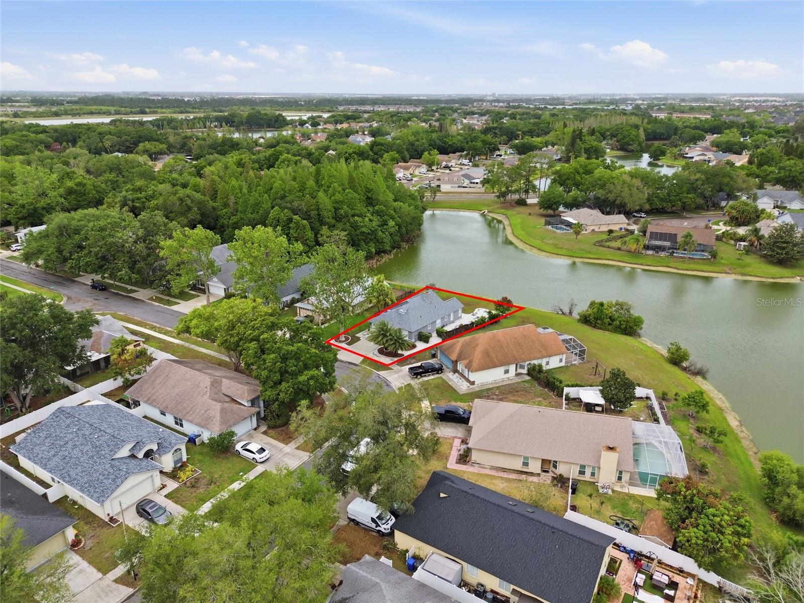 Listing photo id 28 for 2018 Attaway Drive