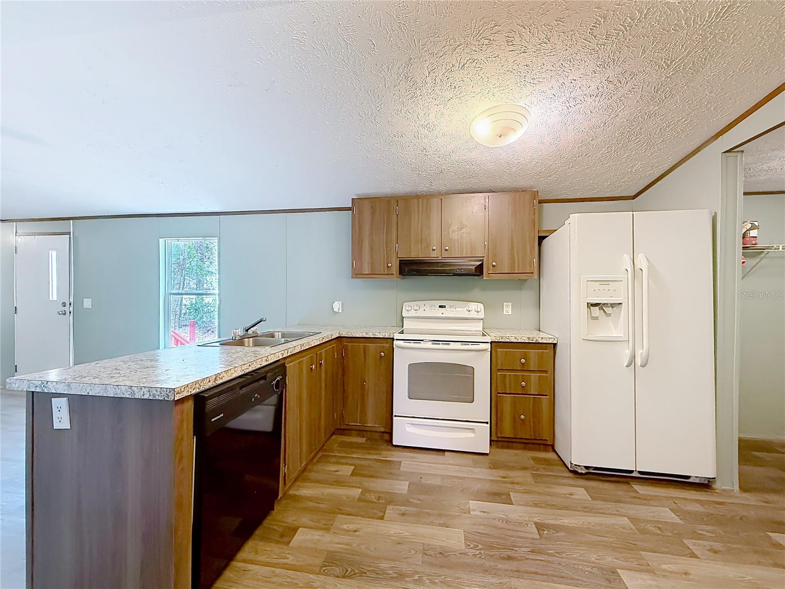 Image 10 of 40 For 11946 99th Terrace