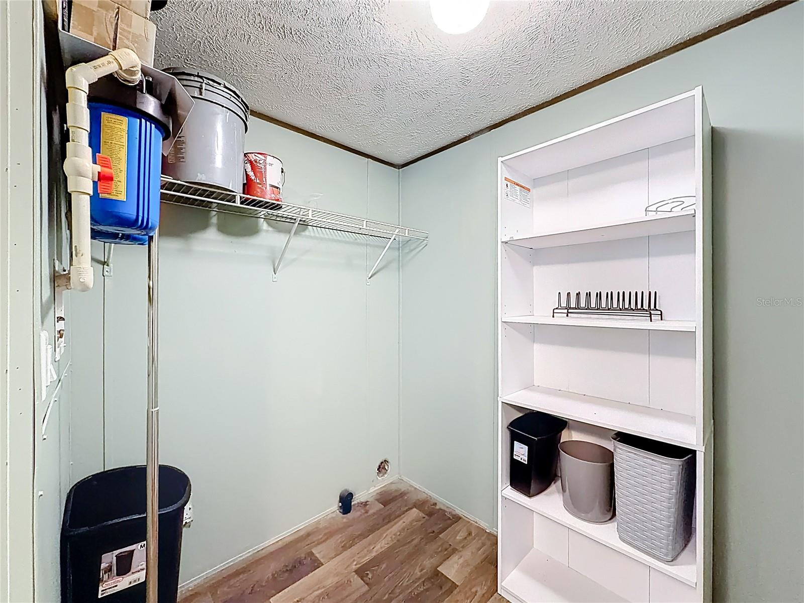 Image 21 of 40 For 11946 99th Terrace