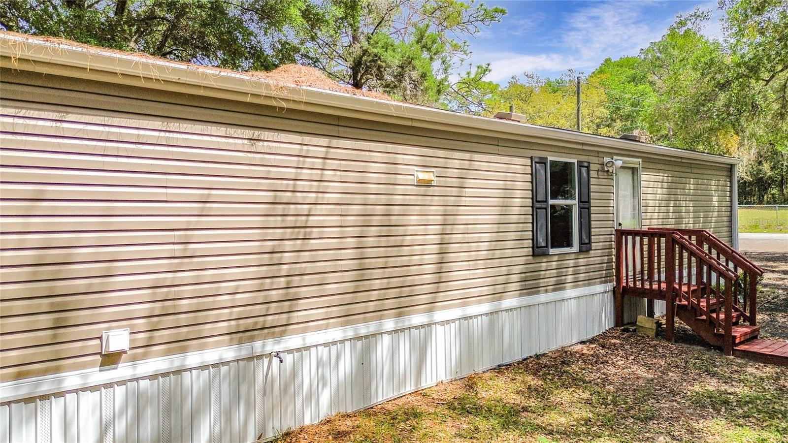 Image 34 of 40 For 11946 99th Terrace