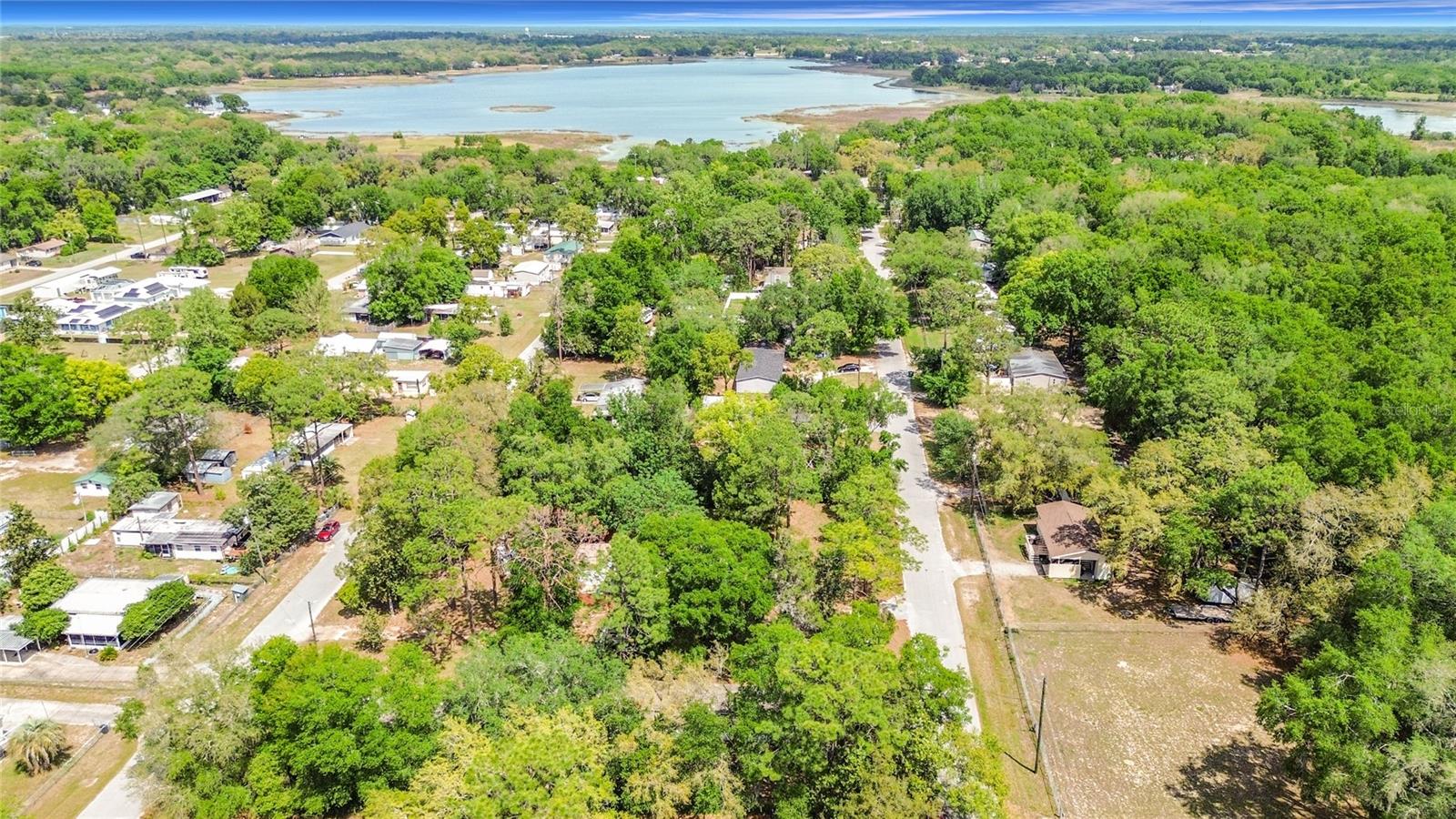 Image 35 of 40 For 11946 99th Terrace