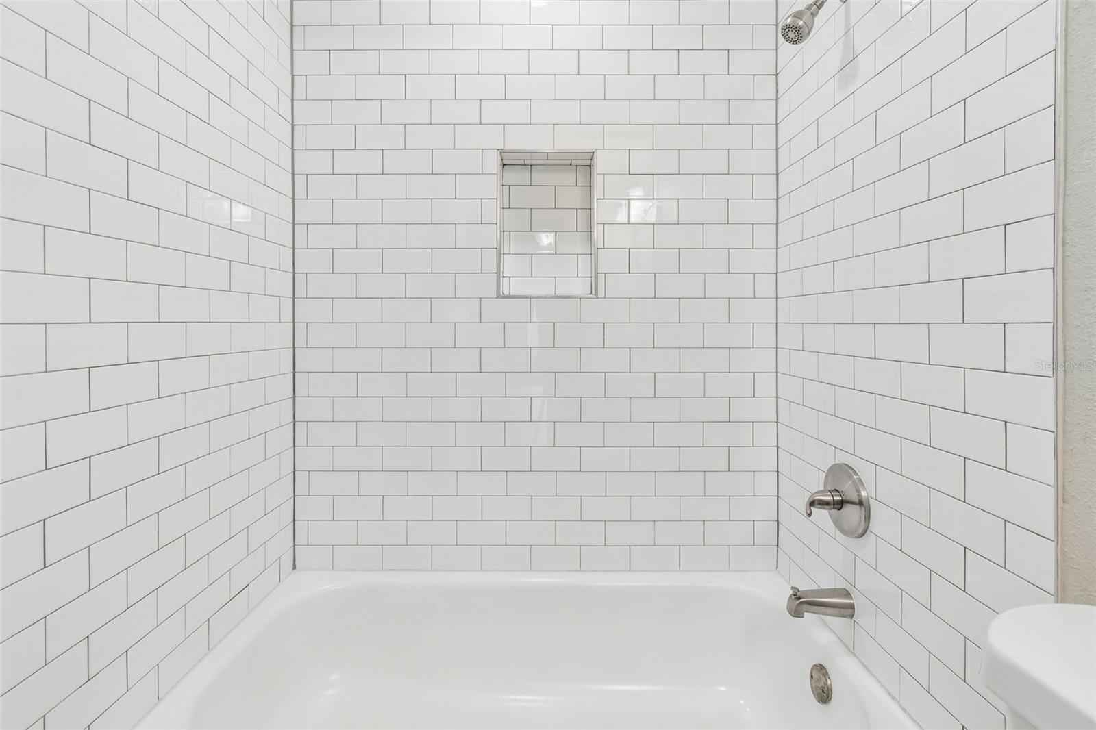 Listing photo id 15 for 310 Clinton Street