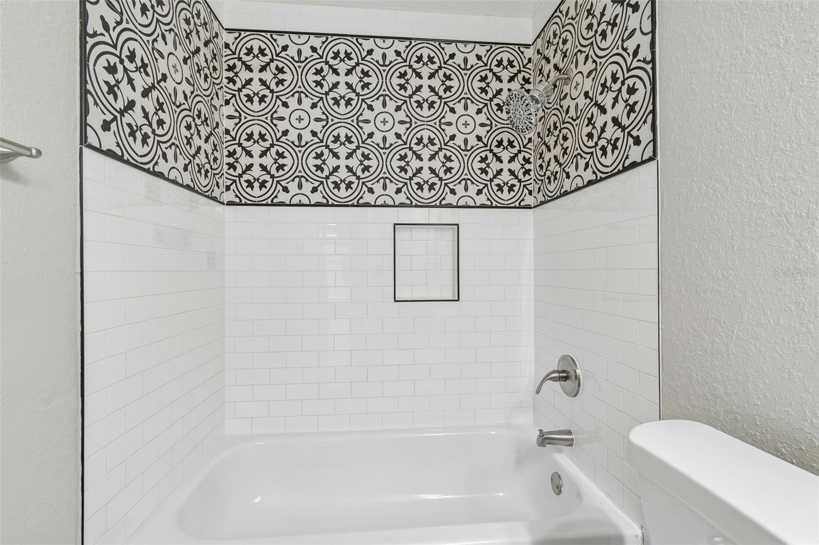 Listing photo id 23 for 310 Clinton Street