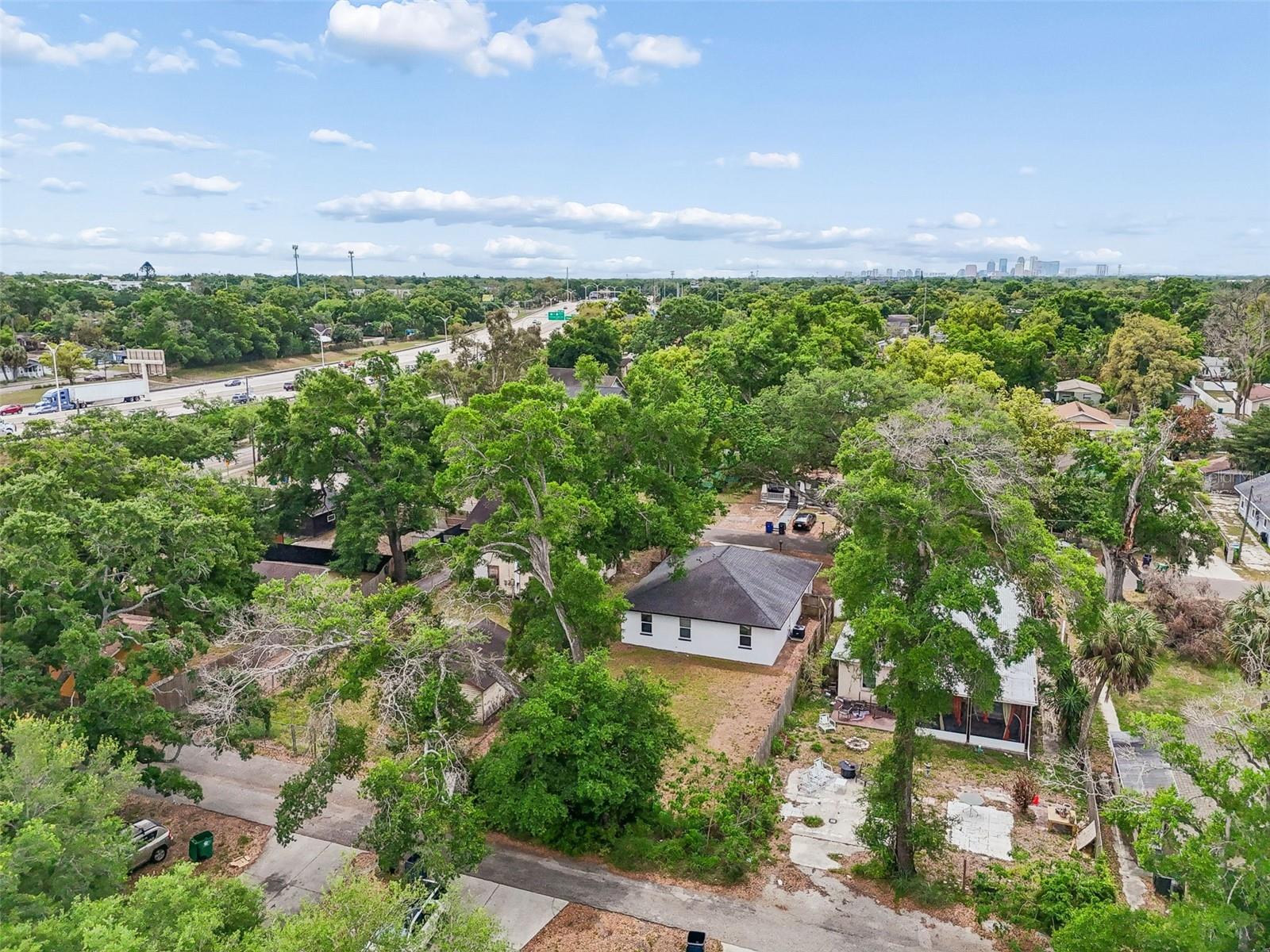 Listing photo id 37 for 310 Clinton Street