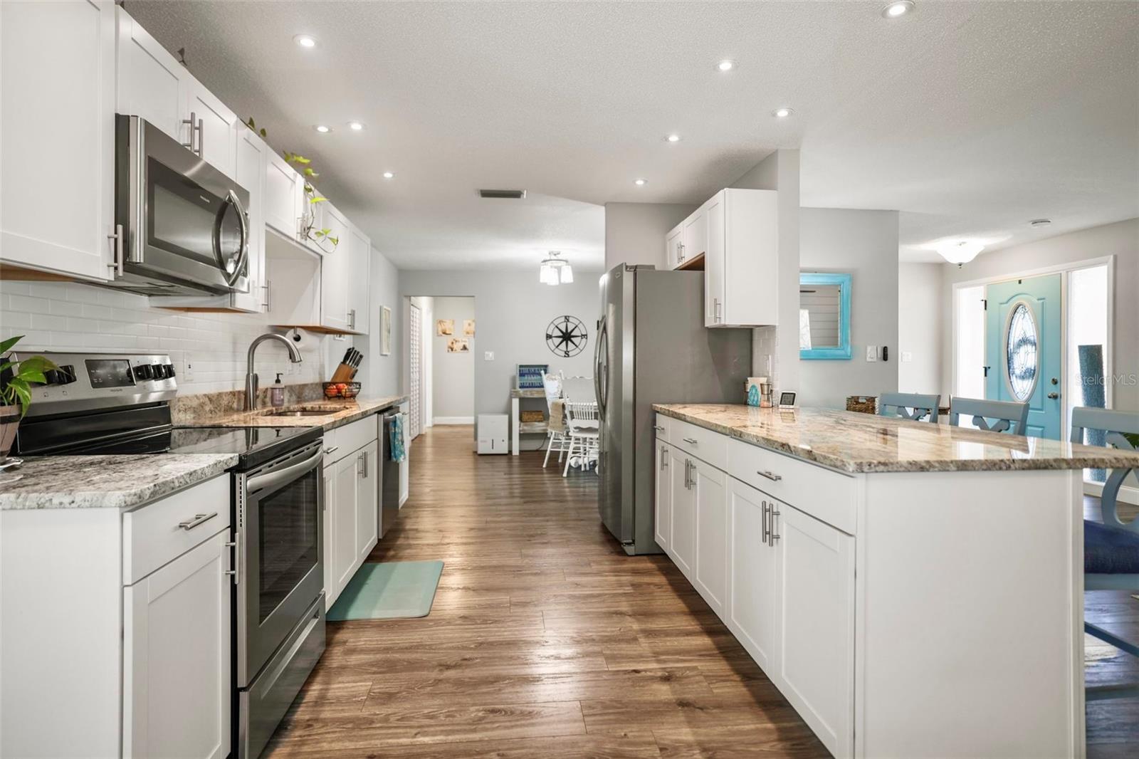 Image 16 of 44 For 1471 San Roy Drive