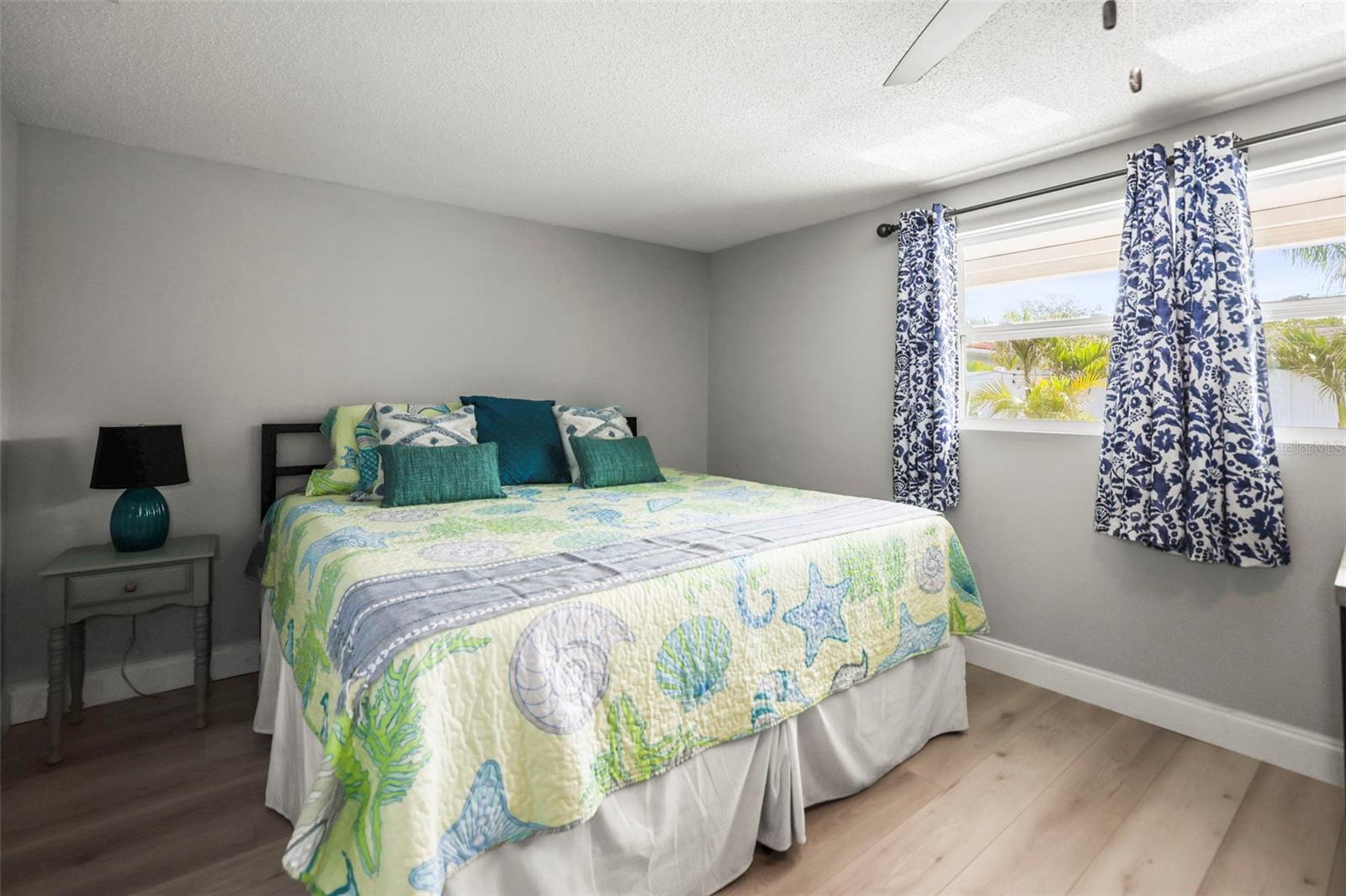 Image 30 of 44 For 1471 San Roy Drive