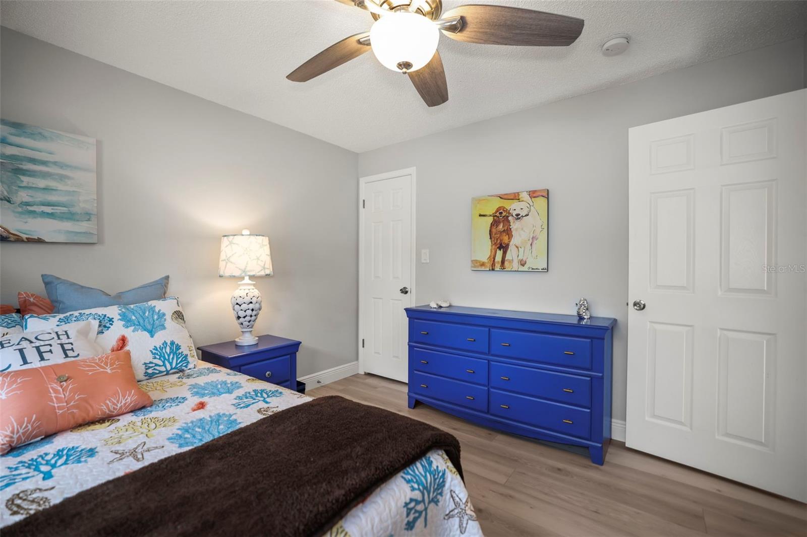 Image 33 of 44 For 1471 San Roy Drive