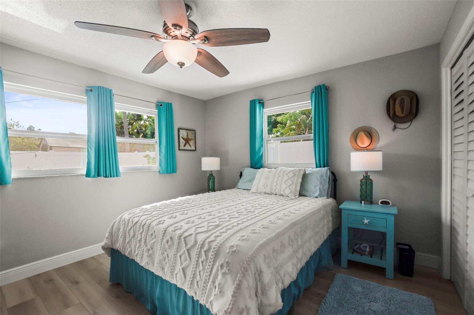 Image 35 of 44 For 1471 San Roy Drive