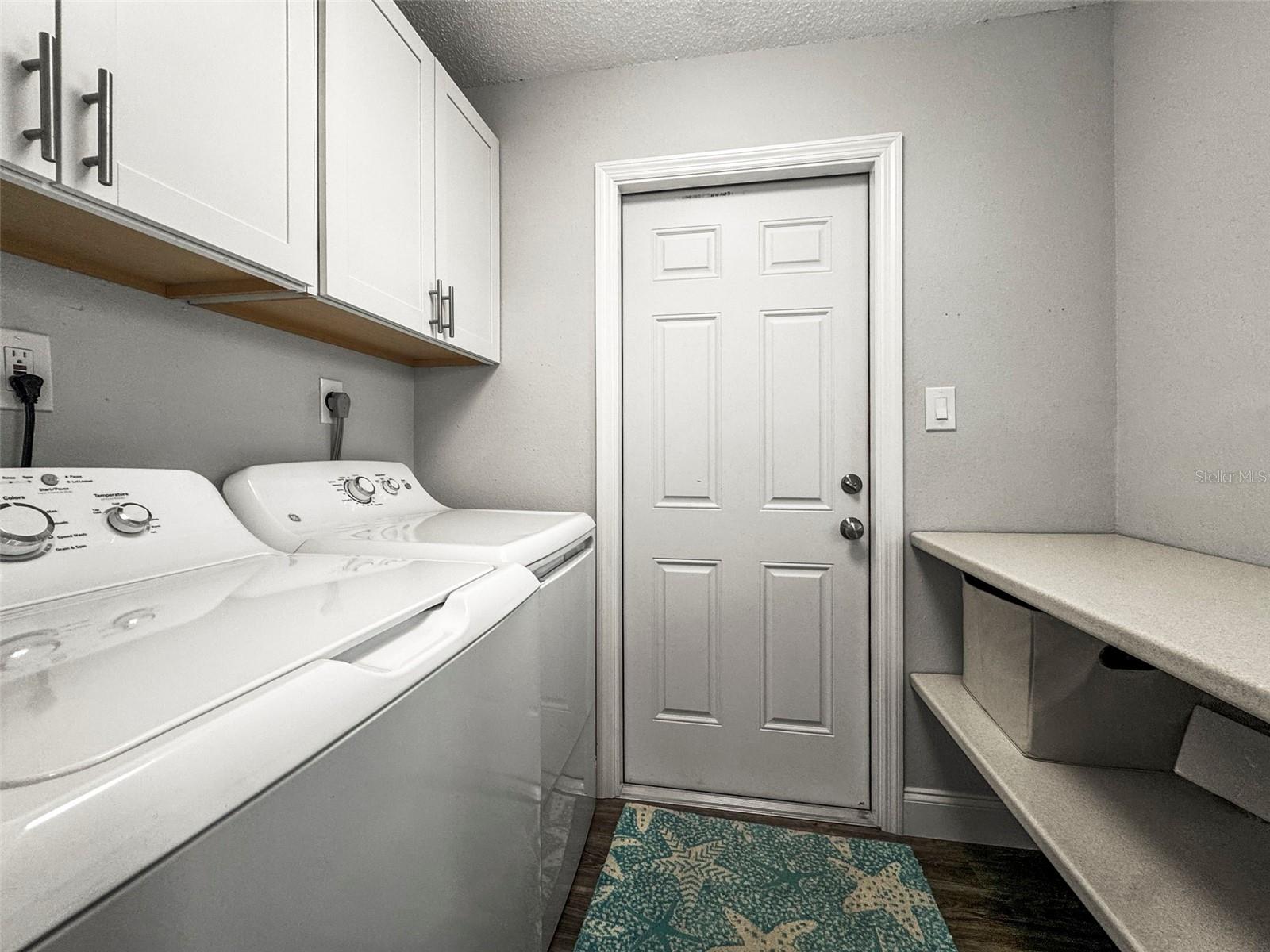 Image 39 of 44 For 1471 San Roy Drive