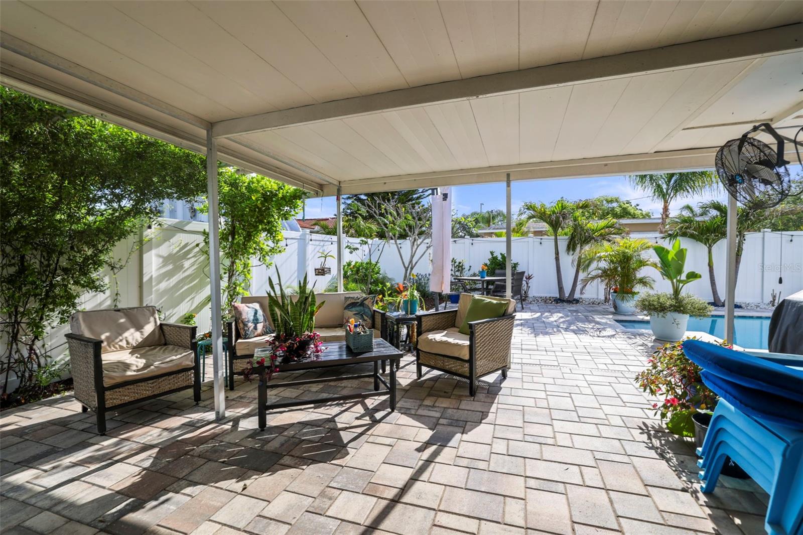 Image 5 of 44 For 1471 San Roy Drive