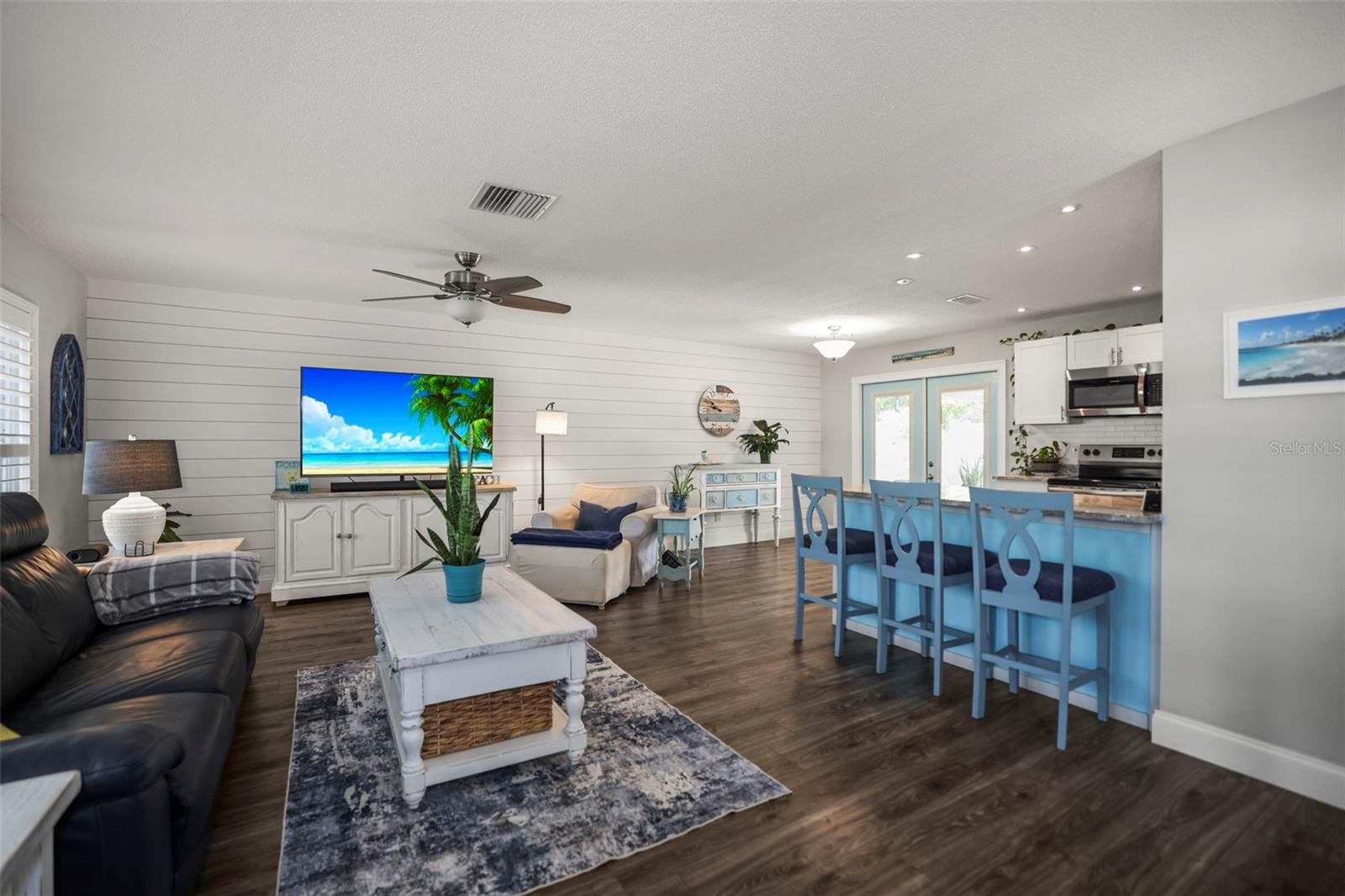 Image 8 of 44 For 1471 San Roy Drive